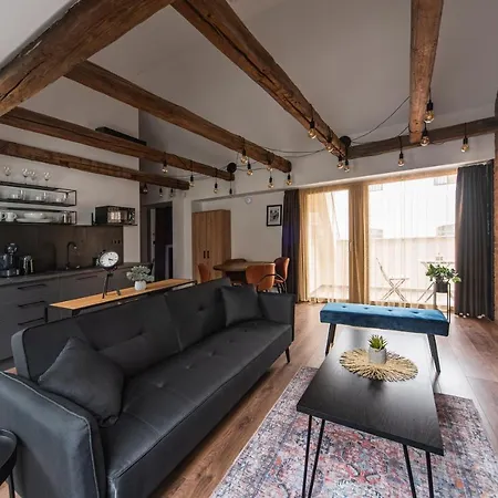 Apartment R12