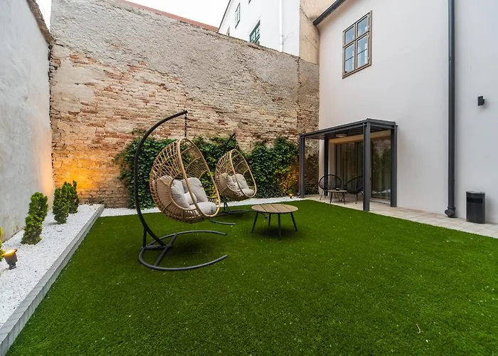 R12 Apartmán Ráb